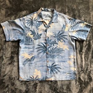 Tommy Bahama Blue Leaf Print Shirt Button Down
